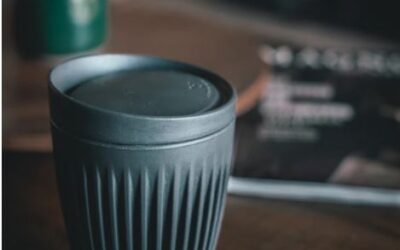 Customised travel mugs