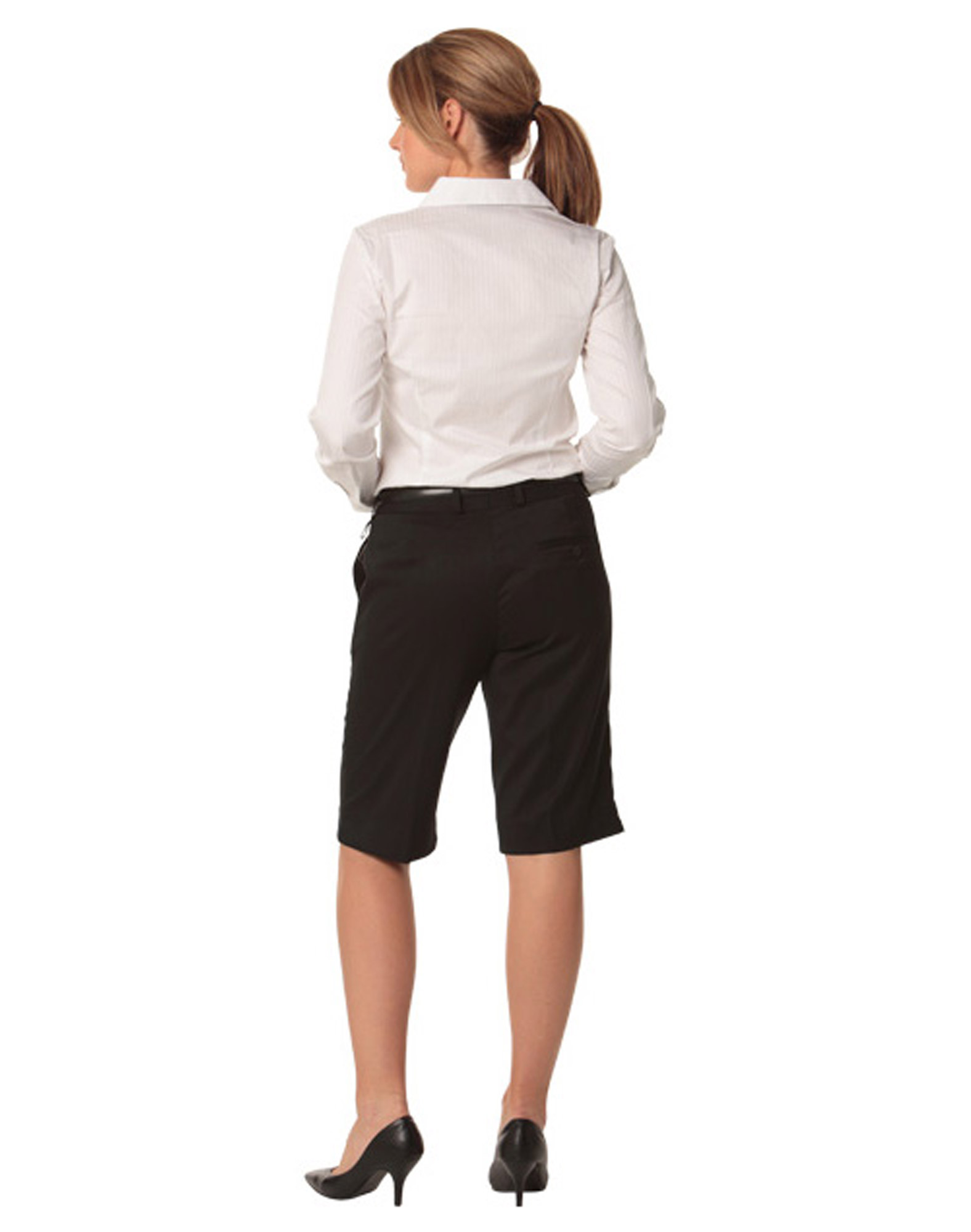 knee length women shorts